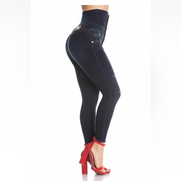 Veros Colombian jeans levanta cola - Picture 2 of 3